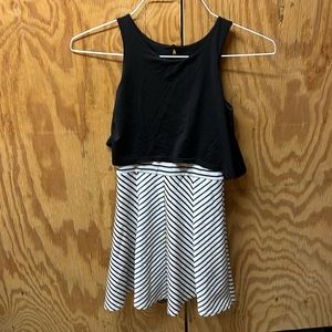 Girls black and white dress